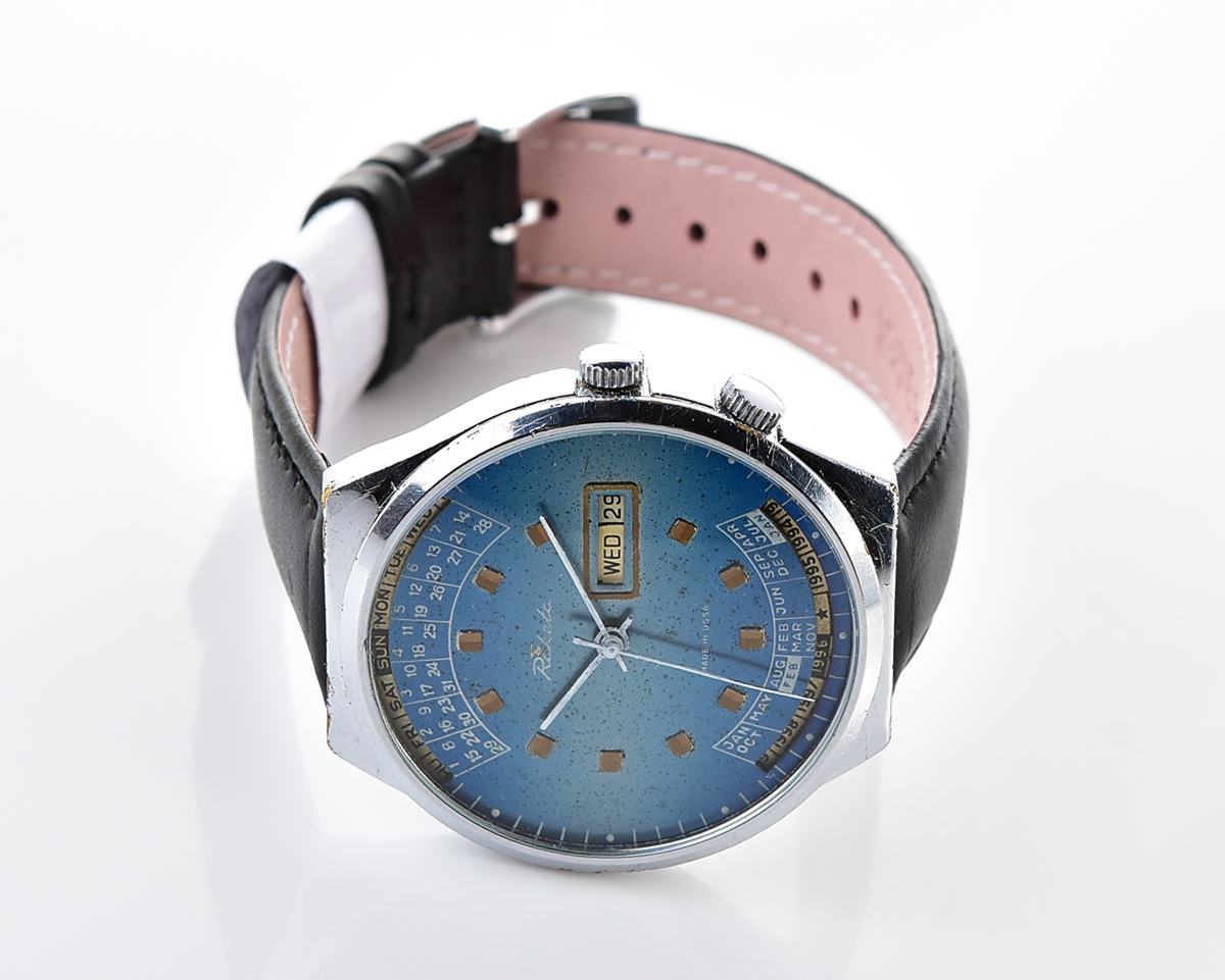 Soviet RAKETA perpetual calendar wristwatch