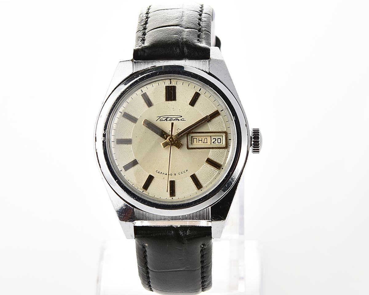 RAKETA vintage mechanical wristwatch with double calendar