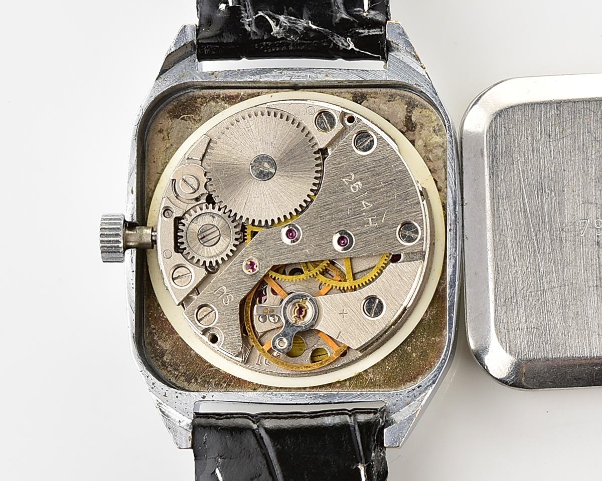 Vintage soviet RAKETA mechanical wristwatch