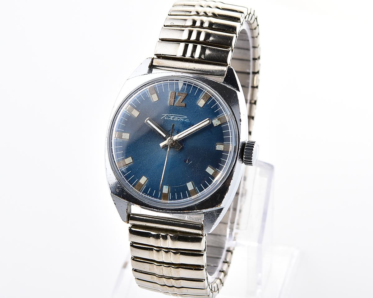 Soviet RAKETA vintage mechanical watch with antimagnetic movement 2610!
