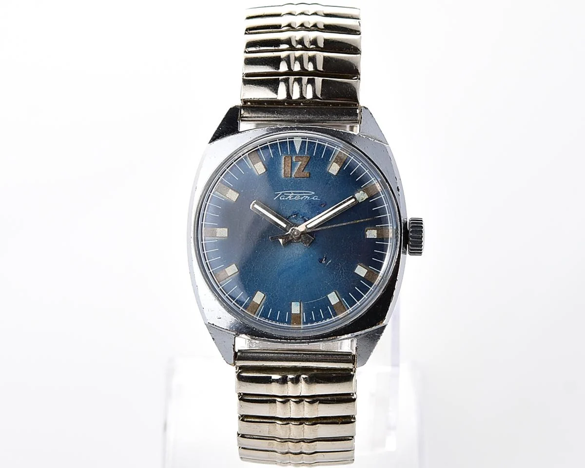 Soviet Raketa vintage mechanical watch with antimagnetic movement 2610!