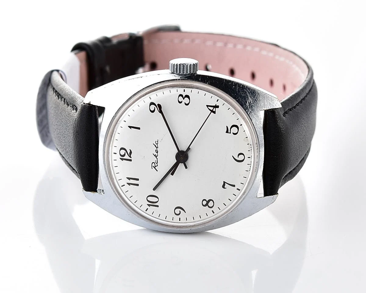 Vintage Soviet Raketa mechanical watch - export version!