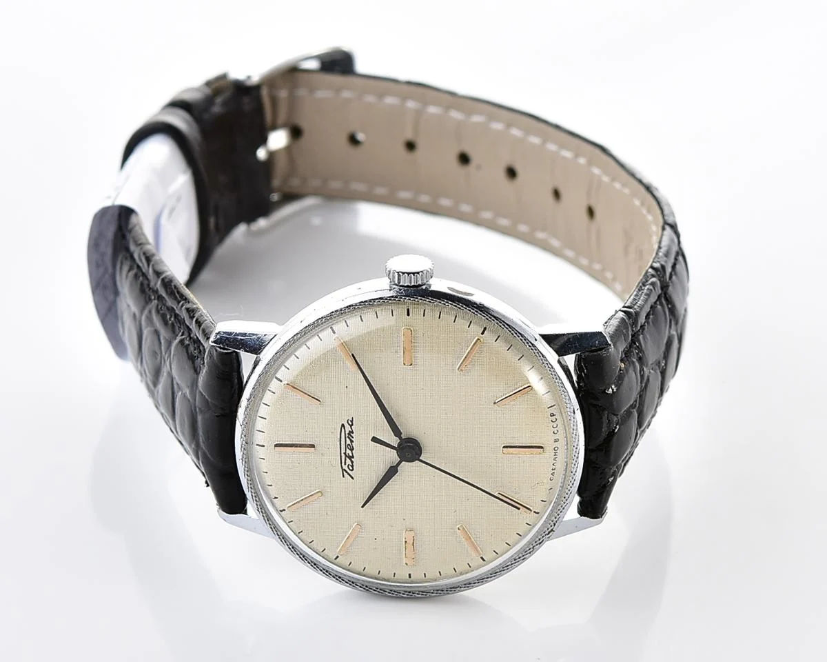 Soviet Raketa elegant vintage mechanical wristwatch