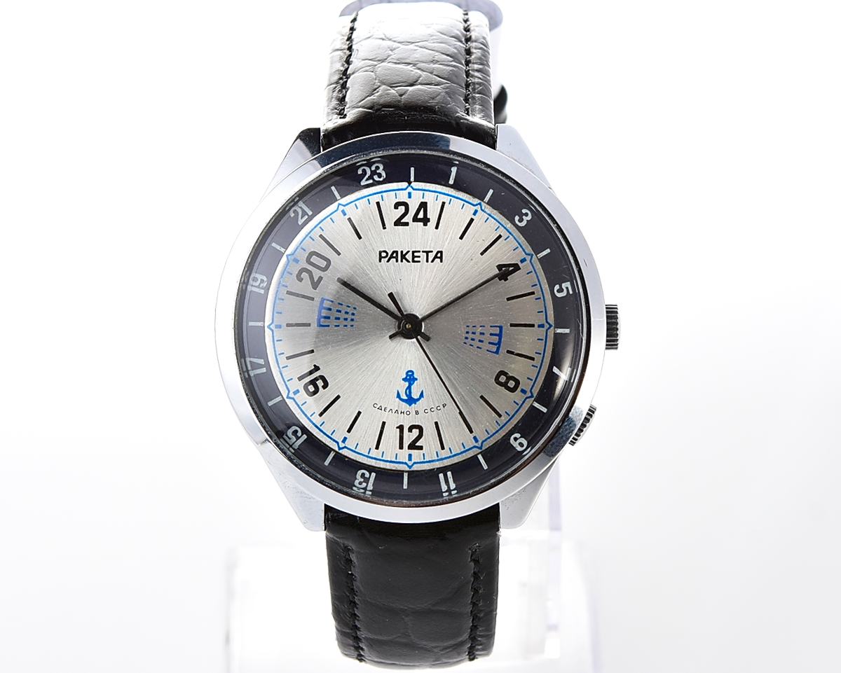 Excellent soviet Raketa wristwatch with 24 hours 2623.H mechanical movement