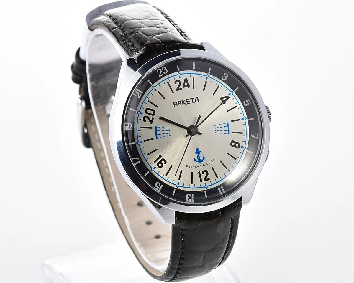 Excellent Soviet Raketa wristwatch with 24 hours 2623.H mechanical movement