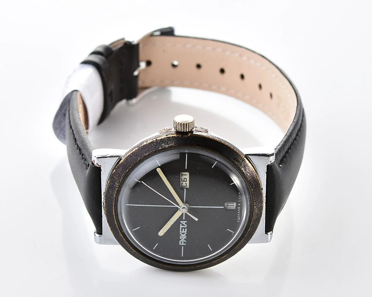 Raketa vintage mechanical wristwatch with double calendar