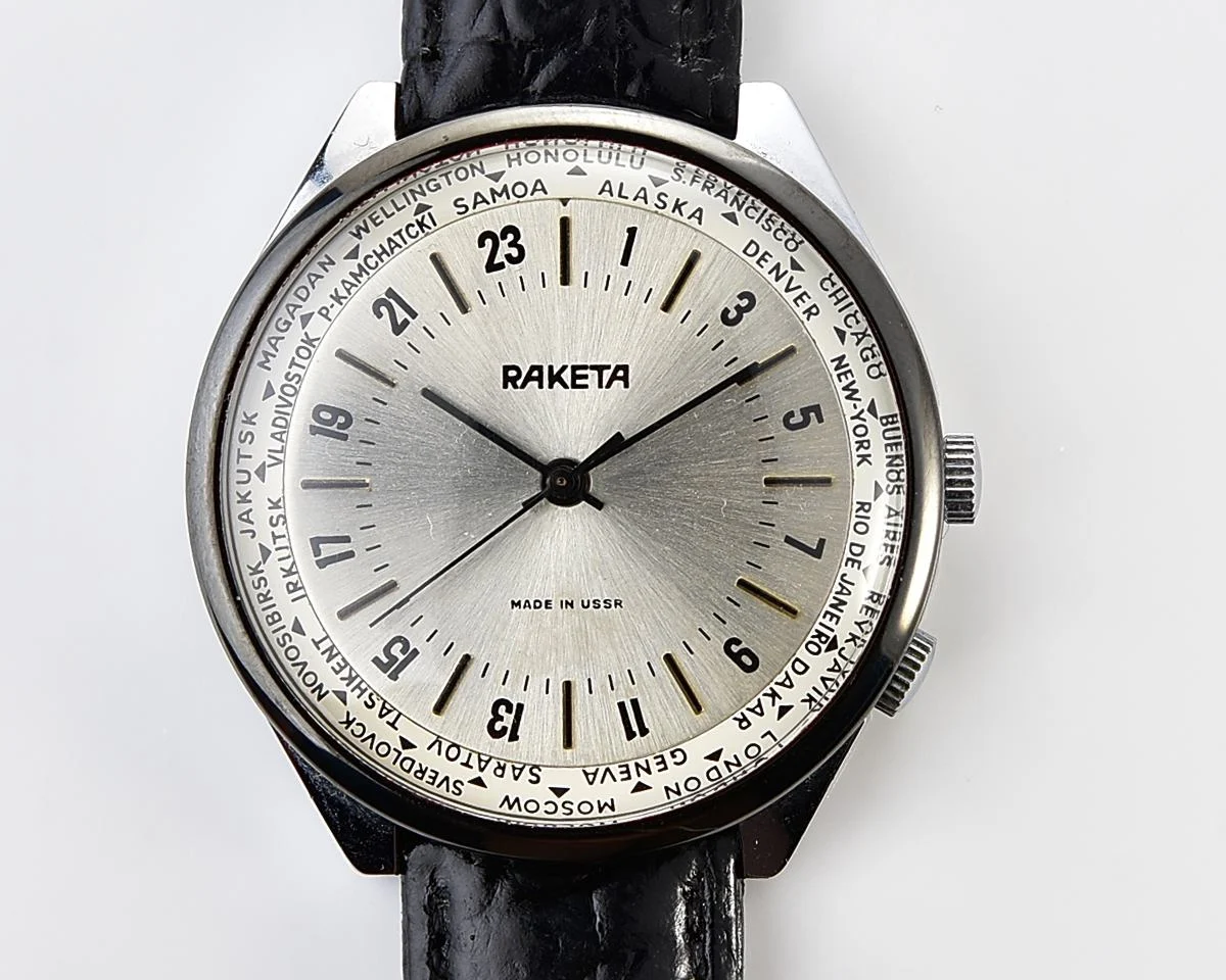 Excellent Soviet Raketa World Traveler (Goroda) wristwatch with 24 hours 2623.H mechanical movement