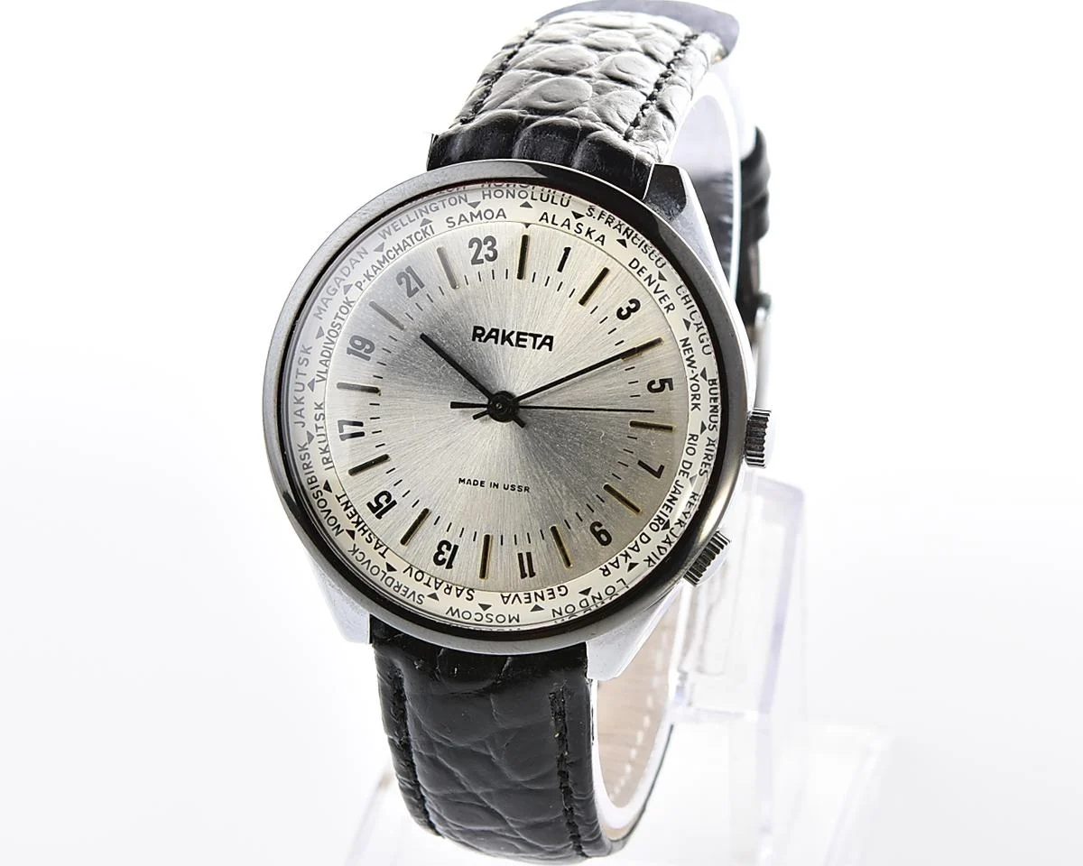 Excellent Soviet Raketa World Traveler (Goroda) wristwatch with 24 hours 2623.H mechanical movement