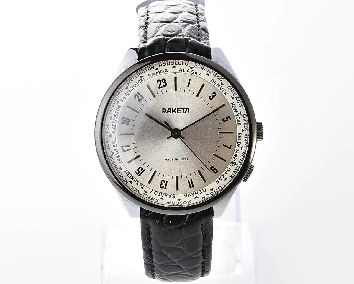Excellent Soviet Raketa World Traveler (Goroda) wristwatch with 24 hours 2623.H mechanical movement