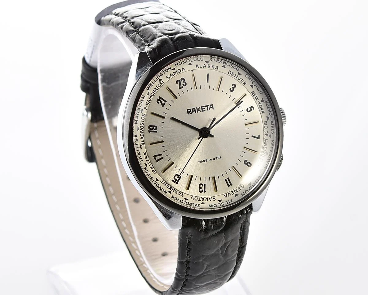 Excellent Soviet Raketa World Traveler (Goroda) wristwatch with 24 hours 2623.H mechanical movement