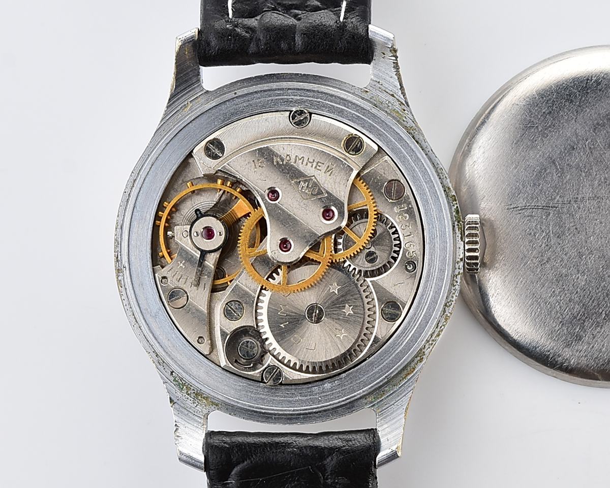 Vintage soviet POBEDA watch with central second hand, from 1950s, 1MChZ factory