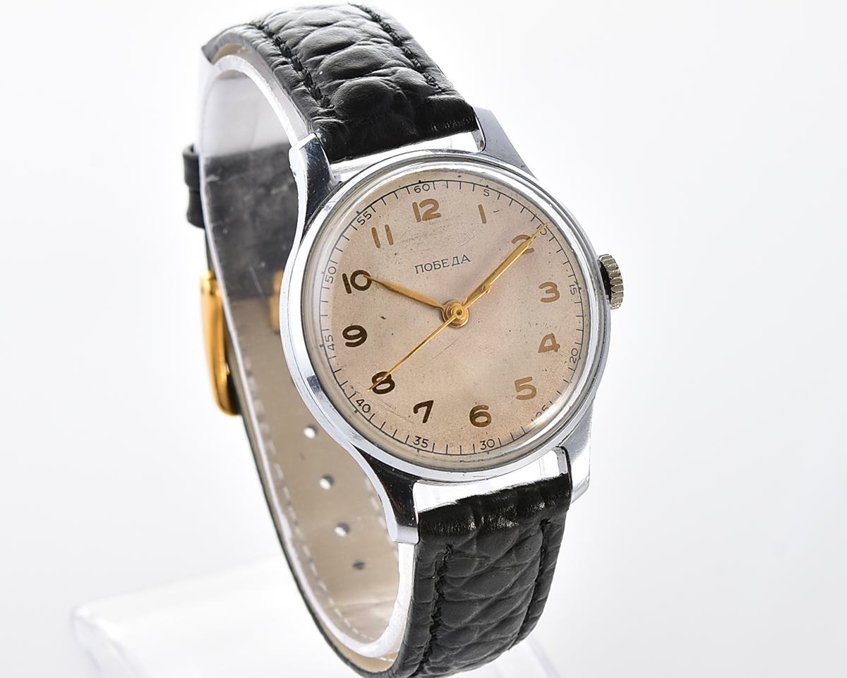 Vintage soviet POBEDA watch with central second hand, from 1950s, 1MChZ factory