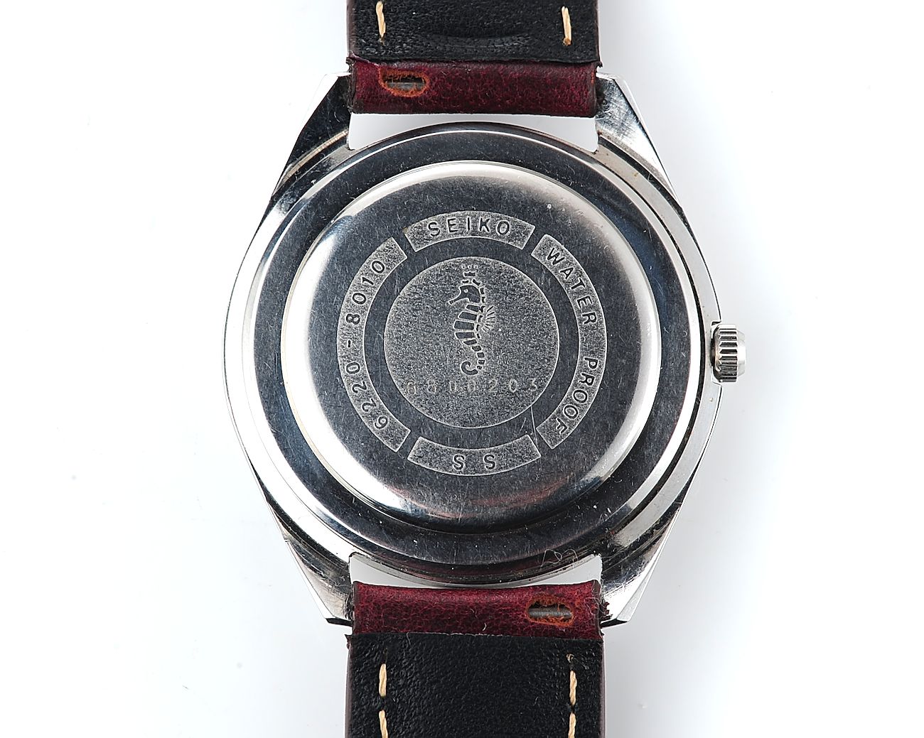Vintage Seiko Skyliner 21 jewels manual wind with rare seahorse caseback, from August 1966