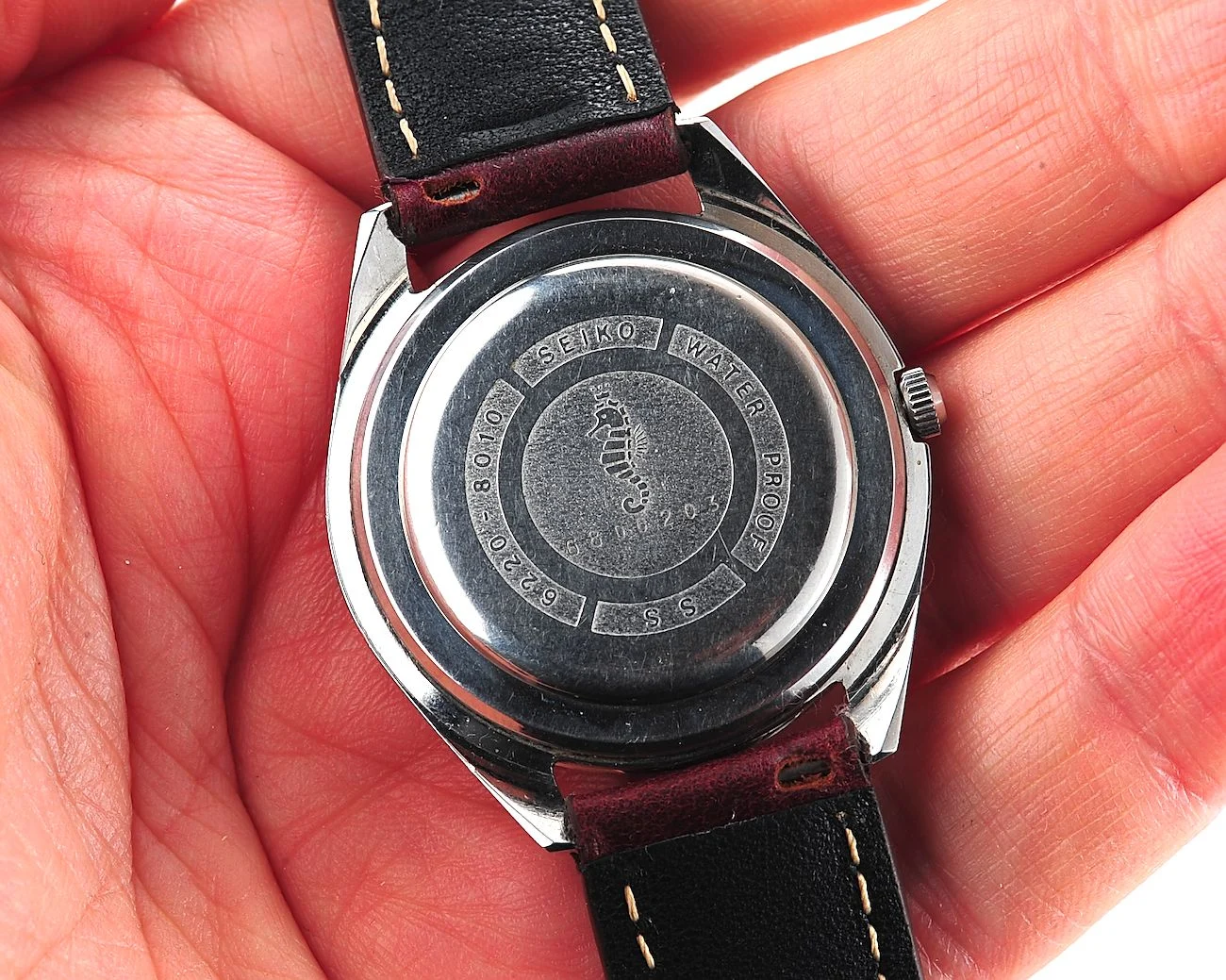 Vintage Seiko Skyliner 21 jewels manual wind with seahorse caseback, from August 1966