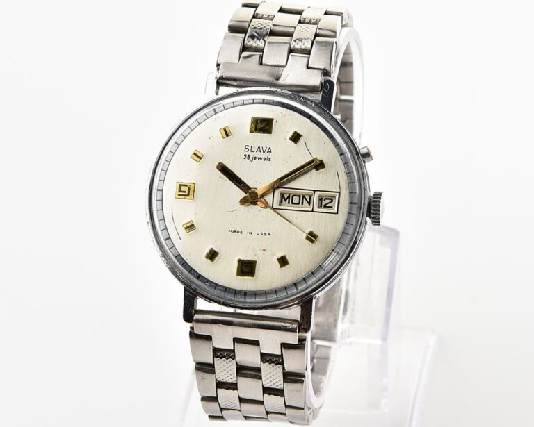 Soviet mechanical Slava vintage wristwatch