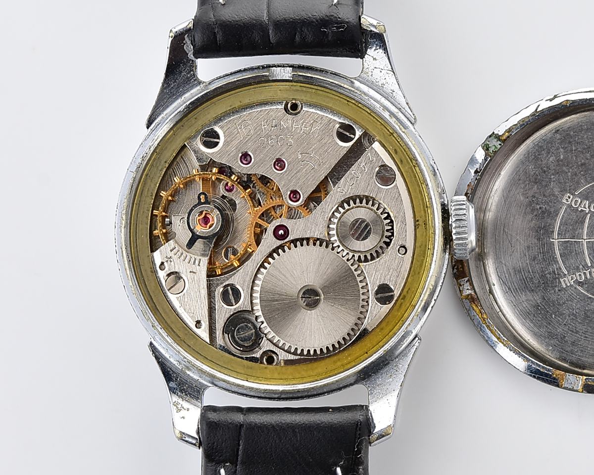 Soviet SVET "Light" vintage mechanical watch, EChL factory