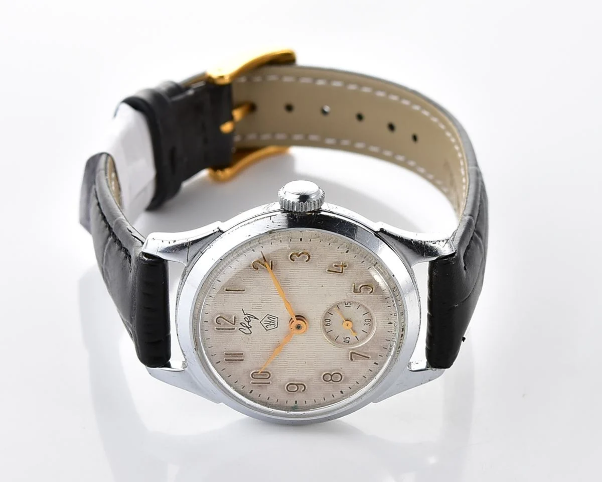 Soviet Svet "Light" vintage mechanical watch, EChL factory