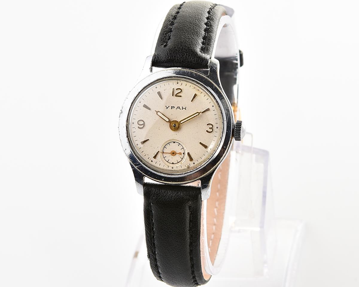 Vintage soviet mechanical URAN wrist watch, from the 2nd quarter of 1960!