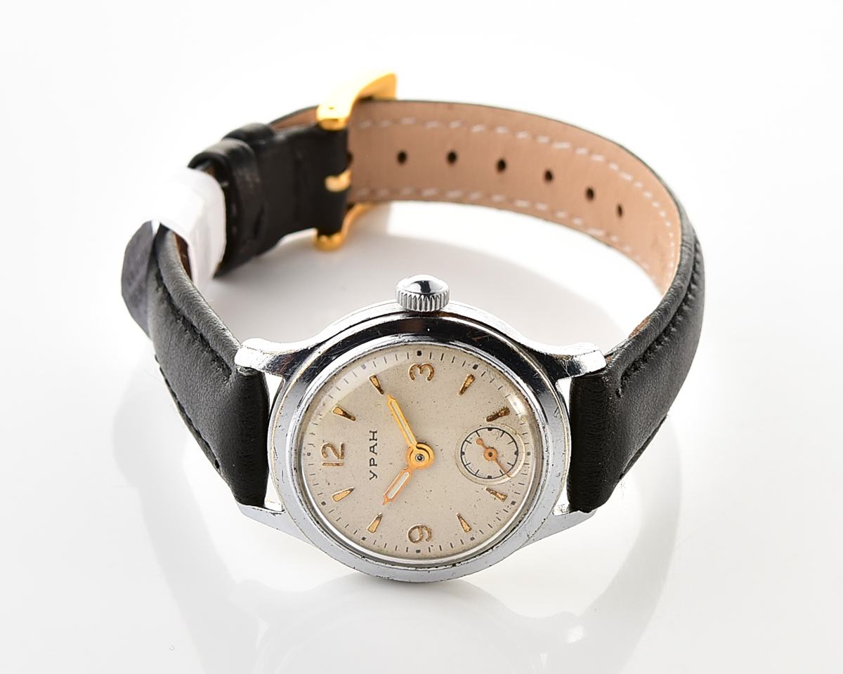Vintage soviet mechanical URAN wrist watch, from the 2nd quarter of 1960!