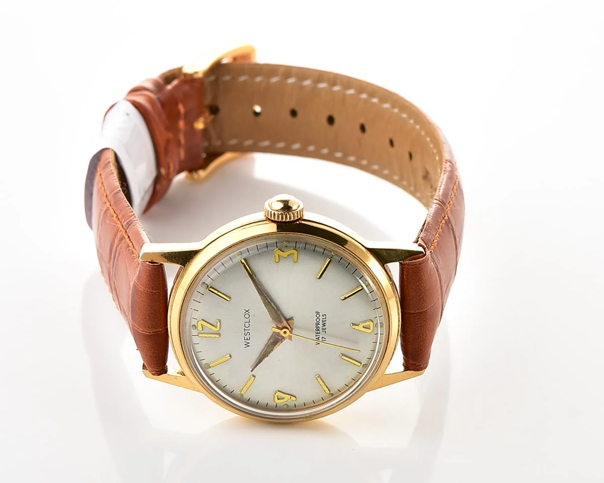 Vintage Westclox – Gold-Plated Silver Sunburst 17 Jewels from the 1960s