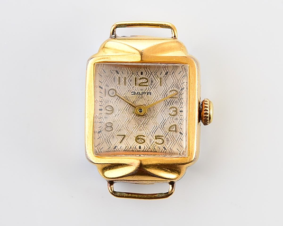 TIME CAPSULE: ZARIA vintage wrist watch for ladies from November 1969 – with box & passport!