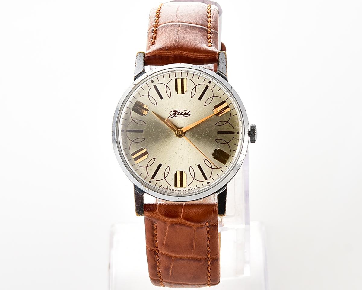 Vintage soviet mechanical ZiM watch with central second hand