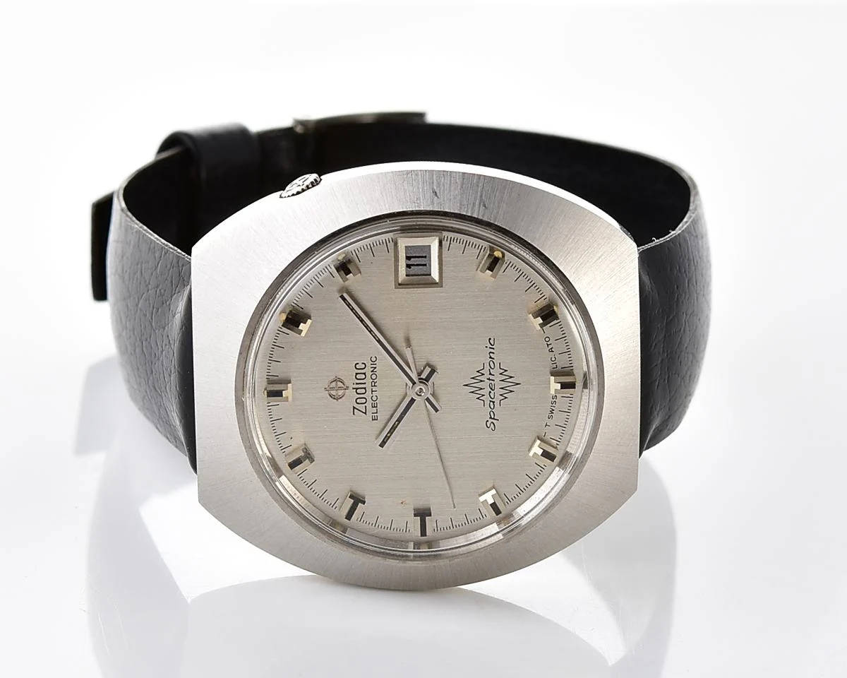 Retro-Futuristic Zodiac Electronic Spacetronic - vintage Swiss Dynotron with transparent back from 1960s!