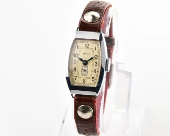 Excellent vintage Soviet Zvezda mechanical wristwatch, from the 2nd quarter of 1955!