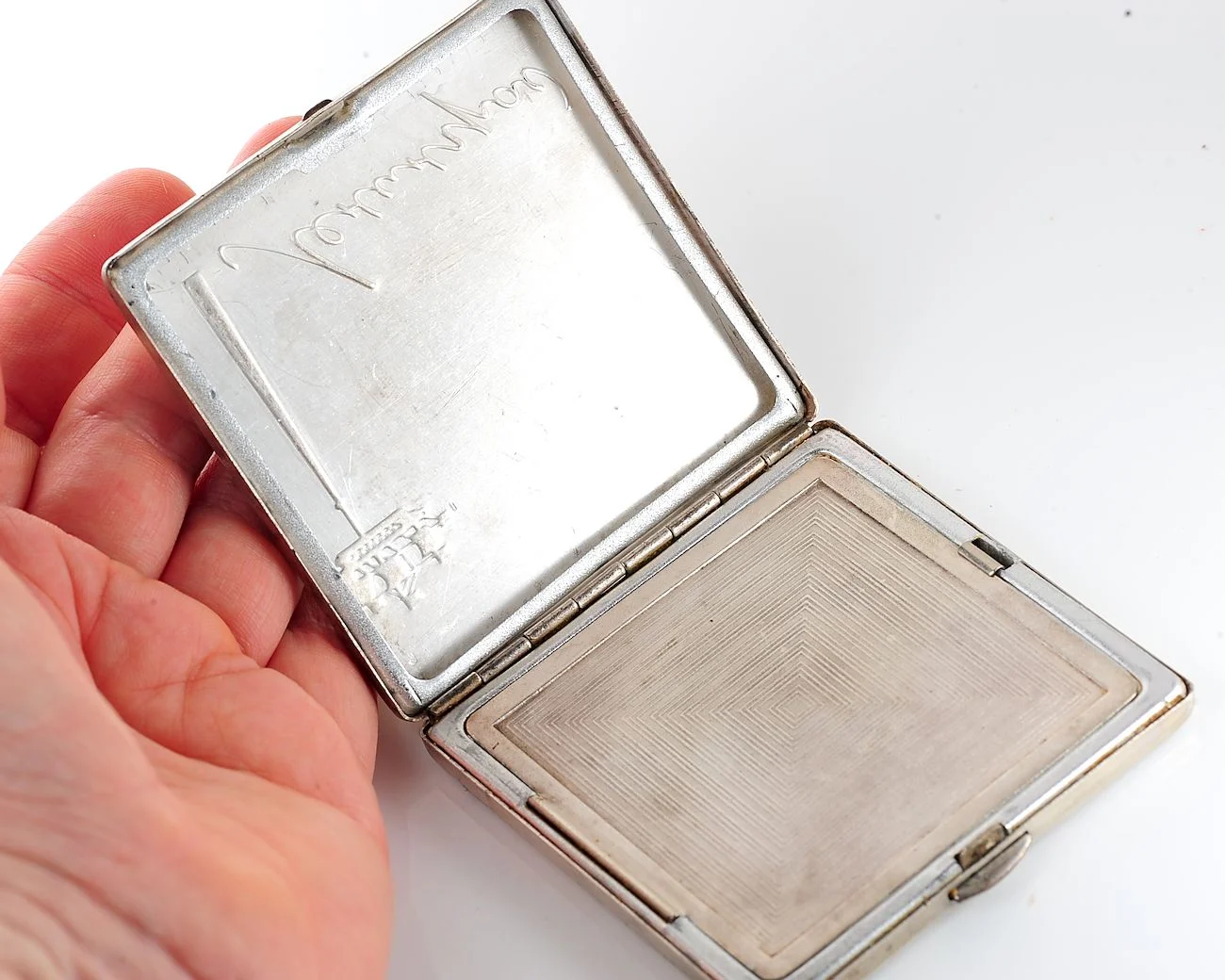 vintage powder box 18521-SCS_1005