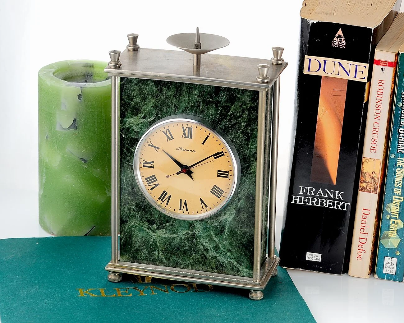 Vintage Molnija green marble mechanical table clock with 12 days power reserve!