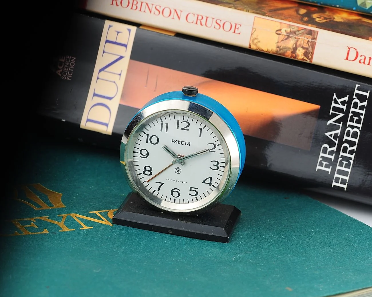 Small Raketa Soviet mechanical alarm clock - less than 2 inches in diameter