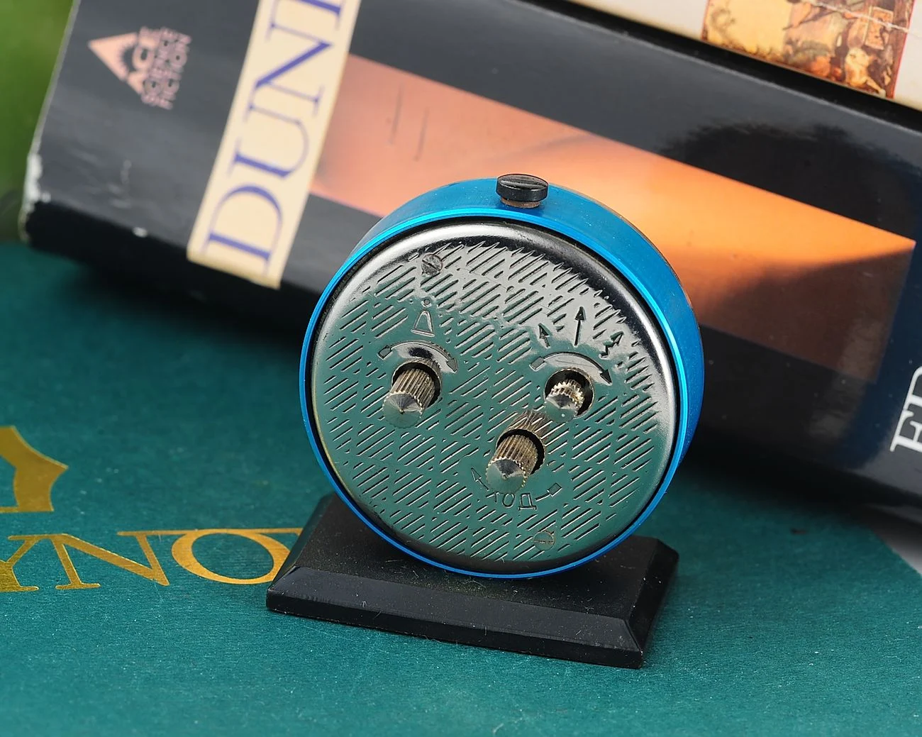 Small Raketa Soviet mechanical alarm clock - less than 2 inches in diameter