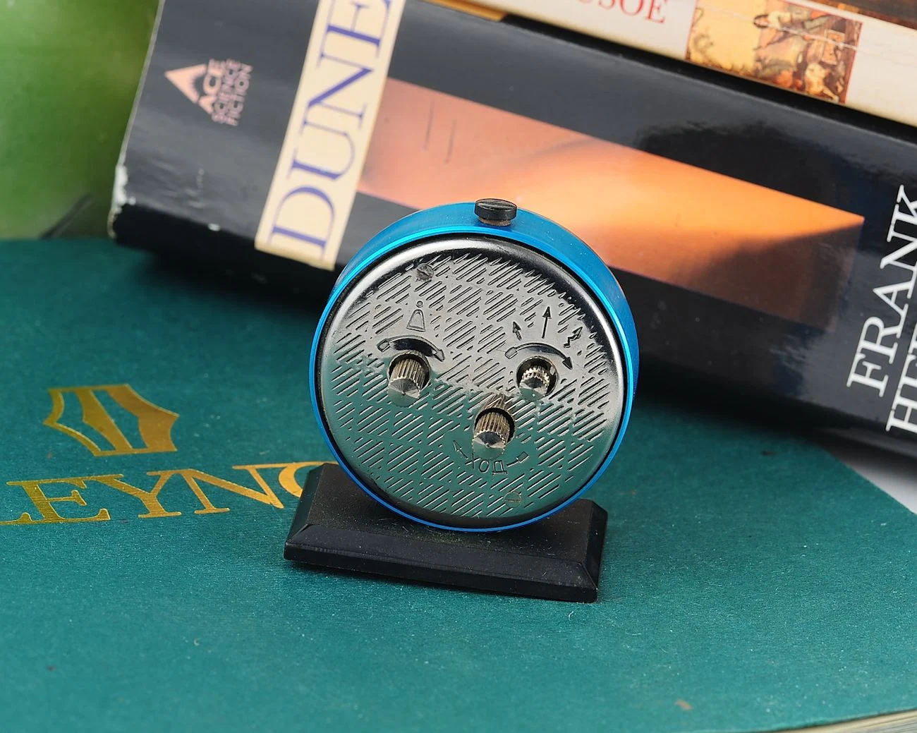 Small Raketa Soviet mechanical alarm clock - less than 2 inches in diameter