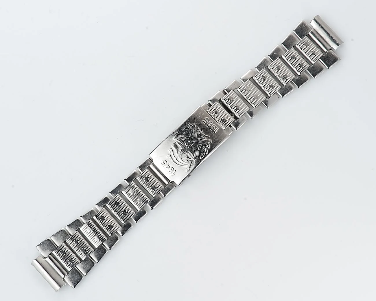 Vintage Soviet ornate stainless steel 16mm watch bracelet - 40 years anniversary of victory (in WW2)