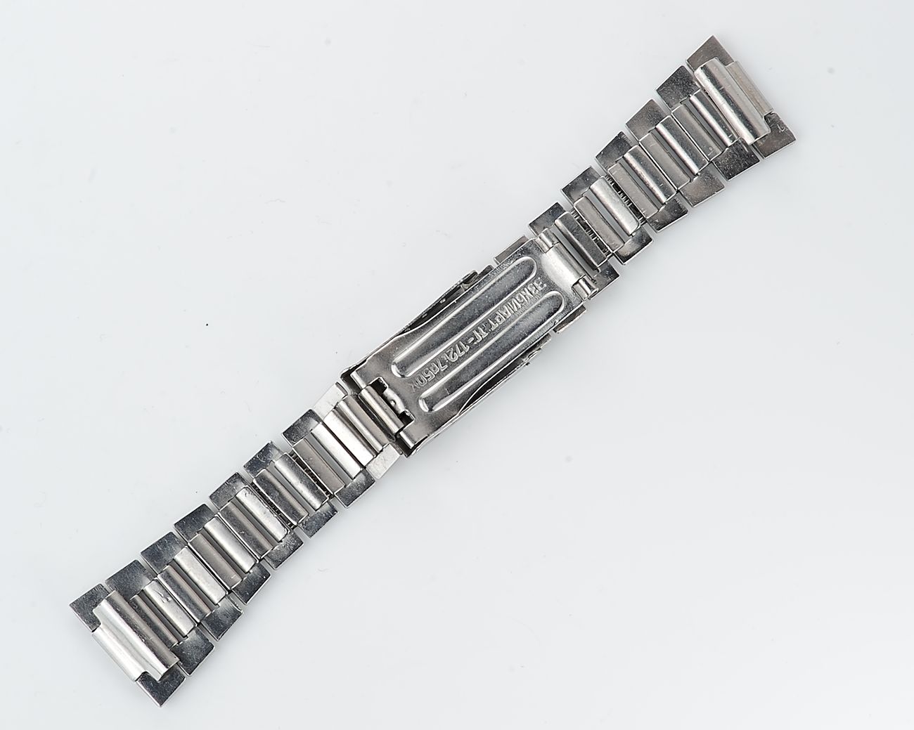 Vintage soviet ornate stainless steel 16mm watch bracelet - 40 years anniversary of victory (in WW2)