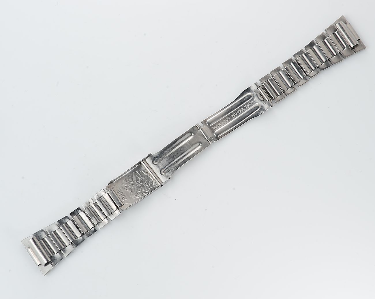 Vintage soviet ornate stainless steel 16mm watch bracelet - 40 years anniversary of victory (in WW2)