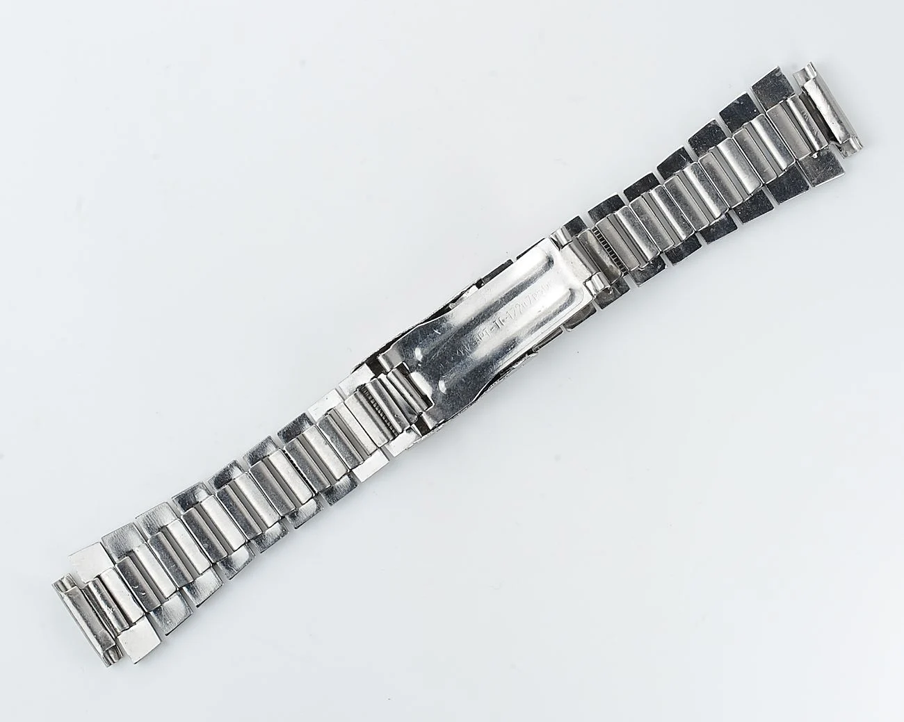 Vintage Soviet ornate stainless steel 18mm watch bracelet - Peace to the World