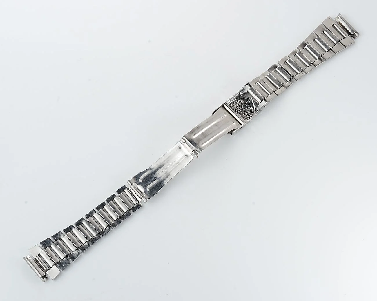 Vintage Soviet ornate stainless steel 18mm watch bracelet - Peace to the World