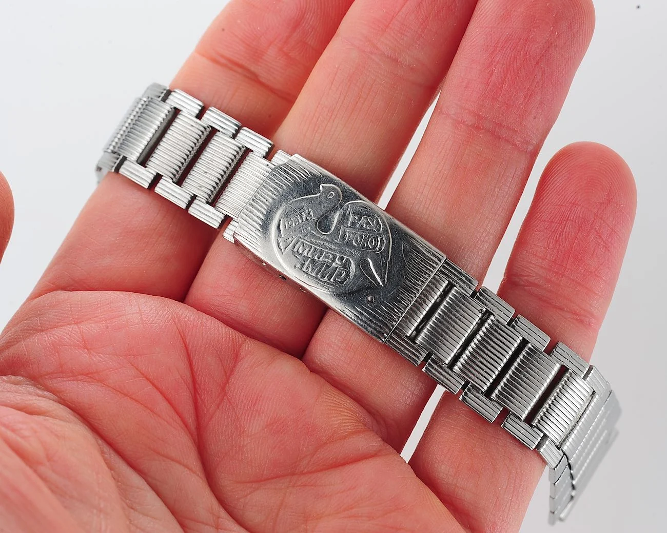 Vintage Soviet ornate stainless steel 18mm watch bracelet - Peace to the World