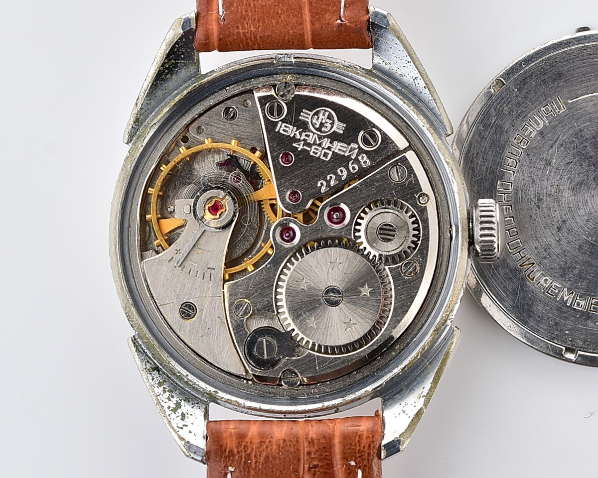 Vintage soviet ALMAZ mechanical wristwatch from the 4th quarter of 1960!