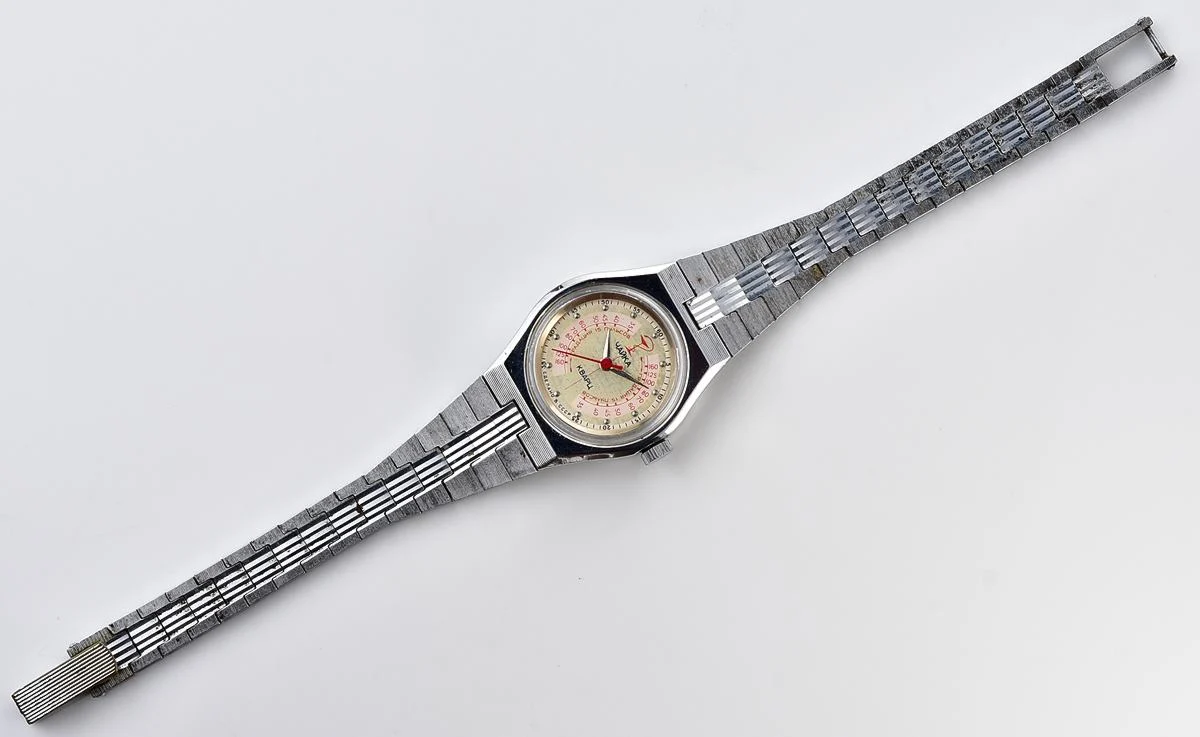 Medical Chaika Medicine quartz watch with pulse scale!