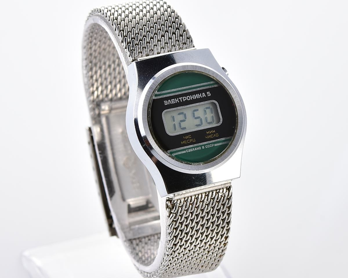 Digital vintage USSR ladies wristwatch Electronika-5 with ornate stainless steel bracelet