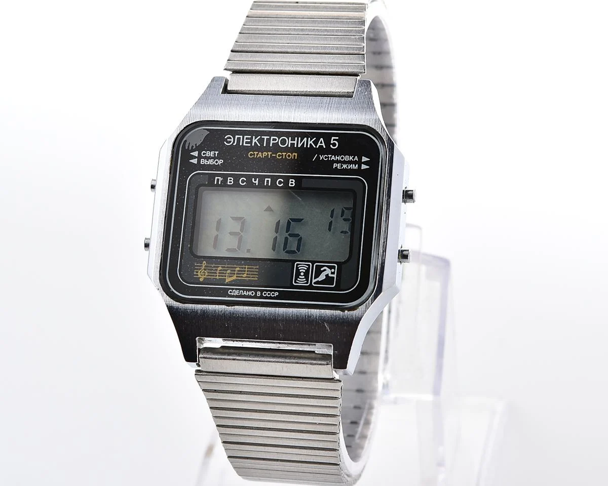 Digital vintage wristwatch Electronika-5 - with two melodies + intermittent signal