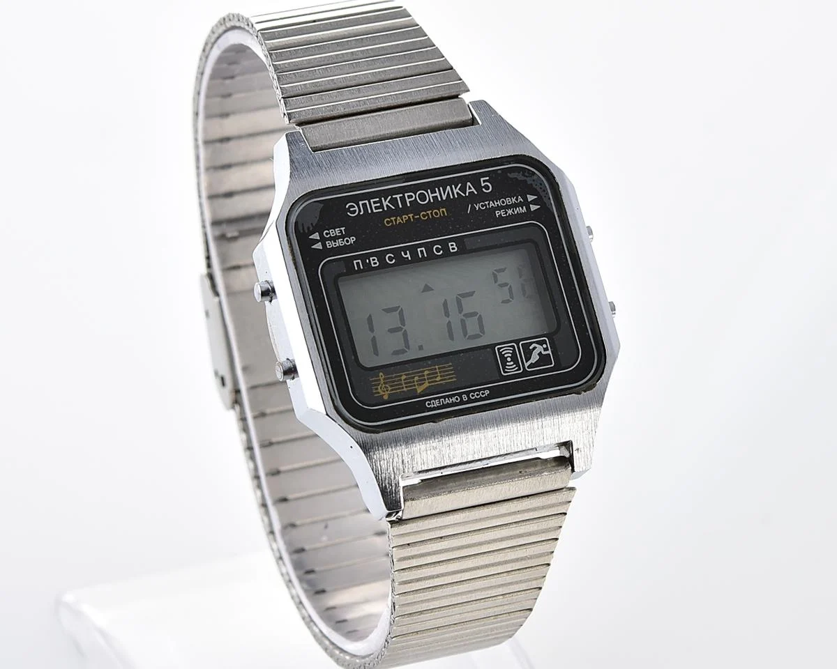 Digital vintage wristwatch Electronika-5 - with two melodies + intermittent signal