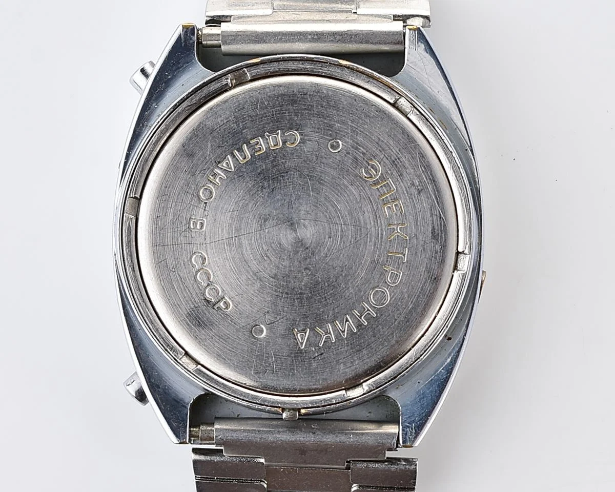 First Red LED Digital Vintage USSR wristwatch Electronika E-1 "illuminator" Pulsar!