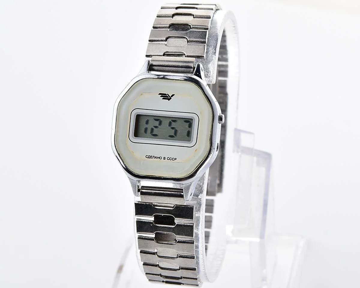 Digital vintage USSR wristwatch Electronika with stainless steel bracelet for ladies