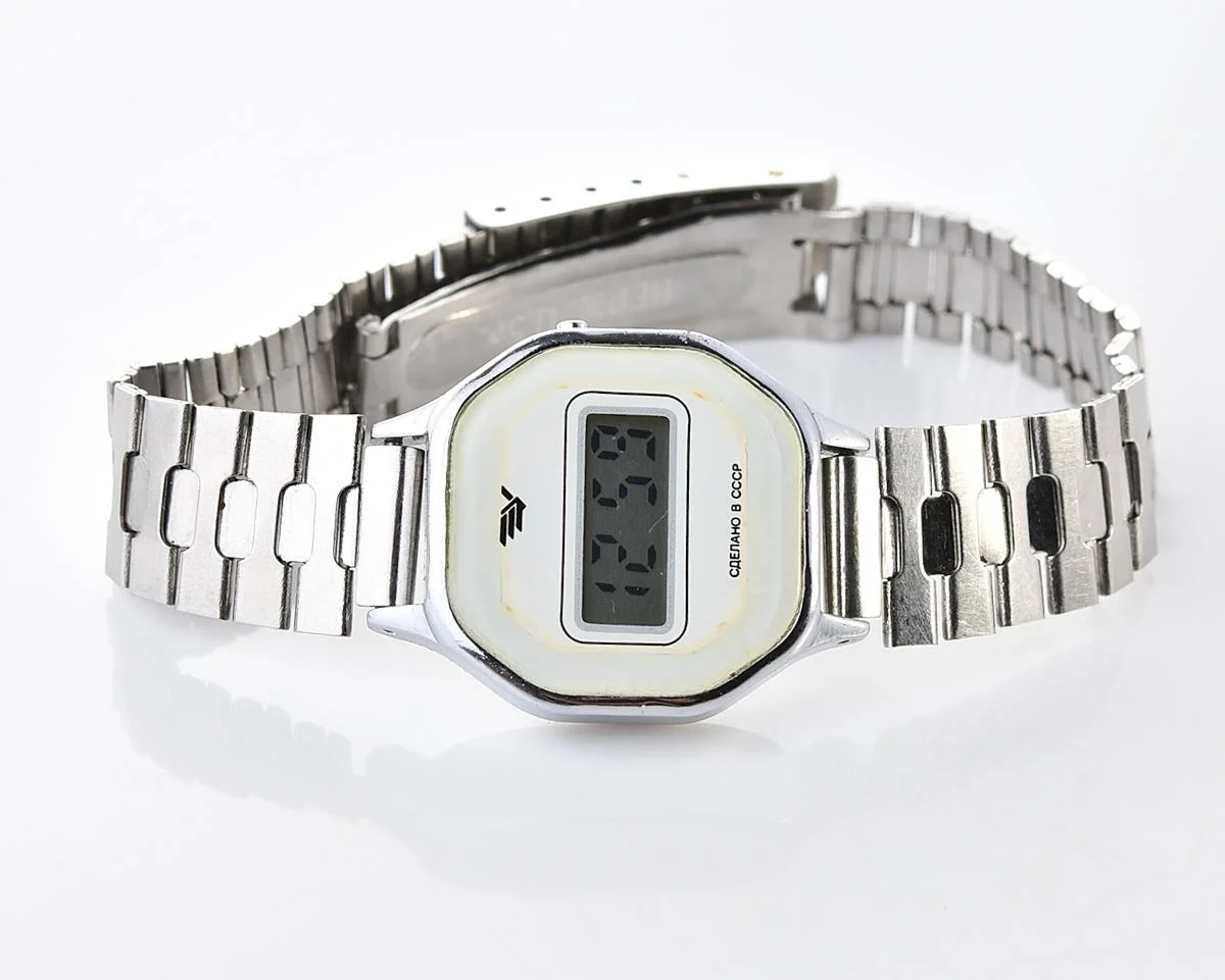 Digital vintage USSR wristwatch Electronika with stainless steel bracelet for ladies