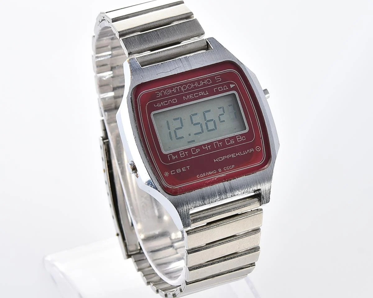 Digital vintage USSR wristwatch Electronika-5 with red mask