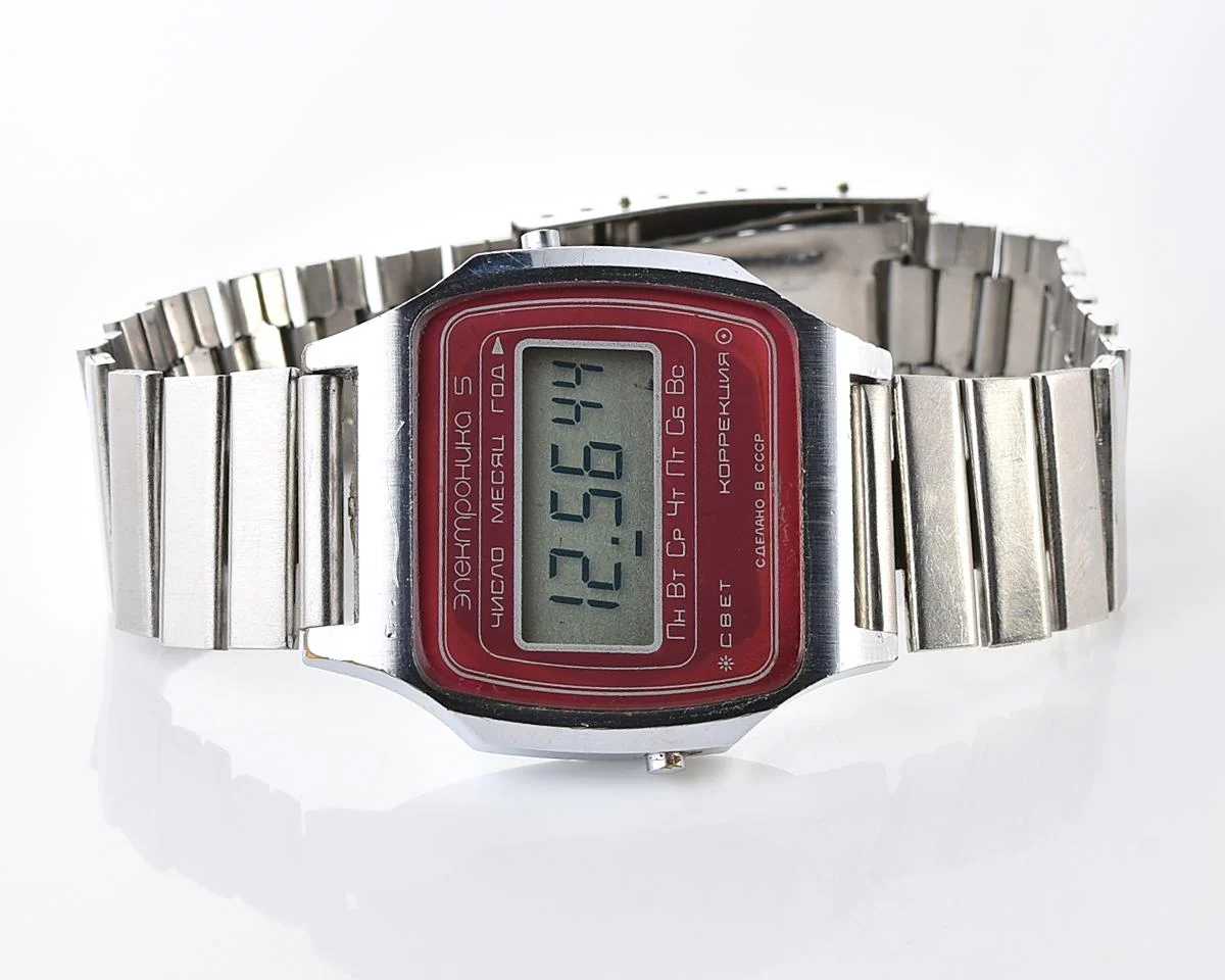 Digital vintage USSR wristwatch Electronika-5 with red mask