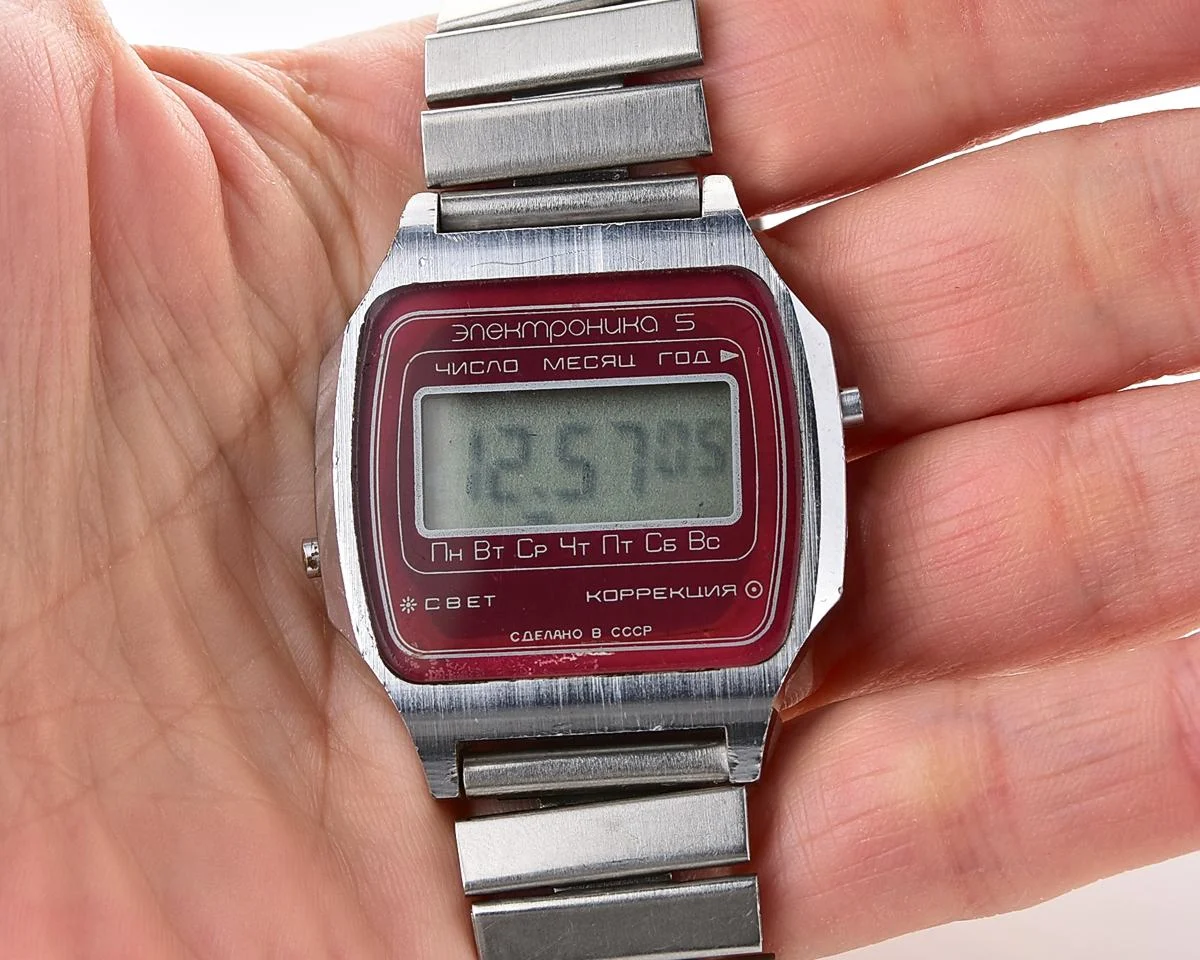 Digital vintage USSR wristwatch Electronika-5 with red mask